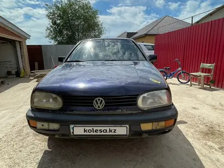Volkswagen Golf 1995 годаүшін1 200 000 тг. в Уральск – фото 2