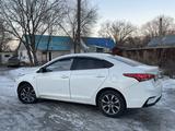 Hyundai Accent 2018 года за 4 000 000 тг. в Уральск – фото 4