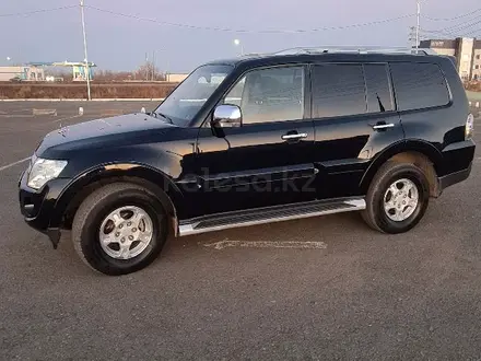 Mitsubishi Pajero 2009 года за 9 300 000 тг. в Уральск – фото 2