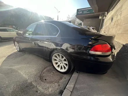 BMW 745 2003 года за 4 000 000 тг. в Алматы – фото 8