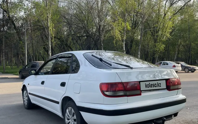 Toyota Carina E 1996 года за 2 800 000 тг. в Алматы