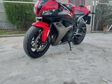 Honda  CBR 600RR 2008 годаүшін3 500 000 тг. в Тараз