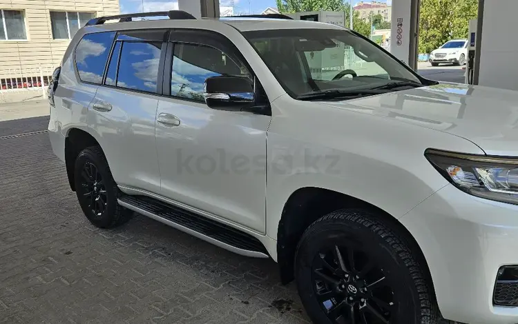 Toyota Land Cruiser Prado 2020 года за 27 250 000 тг. в Актобе