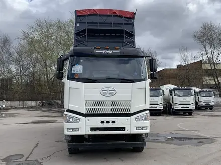 FAW  Зерновоз J6P CA3250 30 м3 2026 года за 33 500 000 тг. в Астана – фото 12