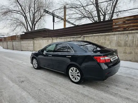 Toyota Camry 2014 года за 8 300 000 тг. в Астана – фото 2