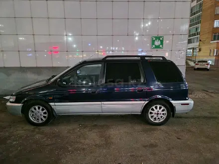 Mitsubishi Space Wagon 1995 года за 2 000 000 тг. в Астана – фото 2