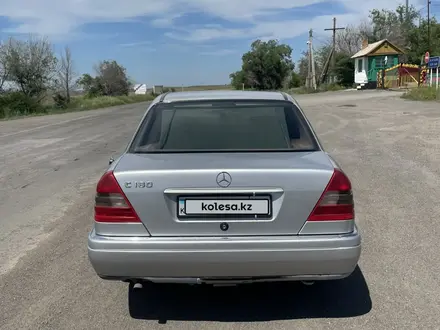 Mercedes-Benz C 180 1994 года за 2 000 000 тг. в Караганда – фото 4