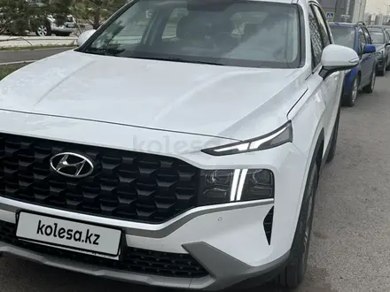 Hyundai Santa Fe 2023 года за 14 300 000 тг. в Караганда – фото 2