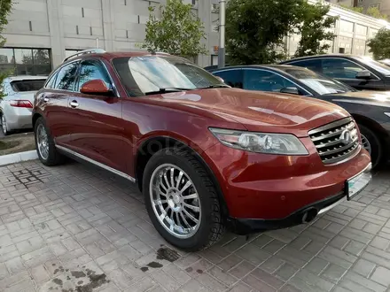 Infiniti FX35 2008 года за 7 400 000 тг. в Семей