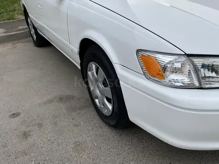 Toyota Camry 2000 года за 3 400 000 тг. в Алматы – фото 7