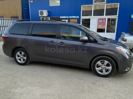 Toyota Sienna 2016 года за 9 500 000 тг. в Атырау – фото 4