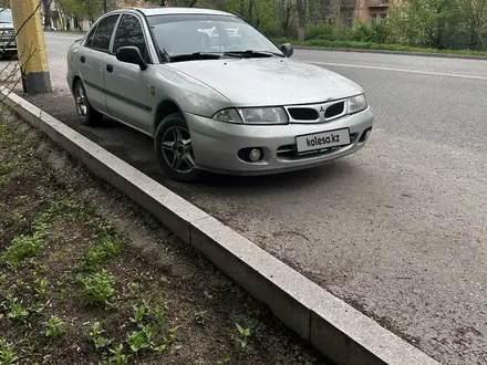 Mitsubishi Carisma 1998 года за 950 000 тг. в Тараз – фото 2