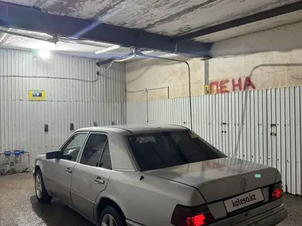 Mercedes-Benz E 230 1993 года за 1 300 000 тг. в Кызылорда