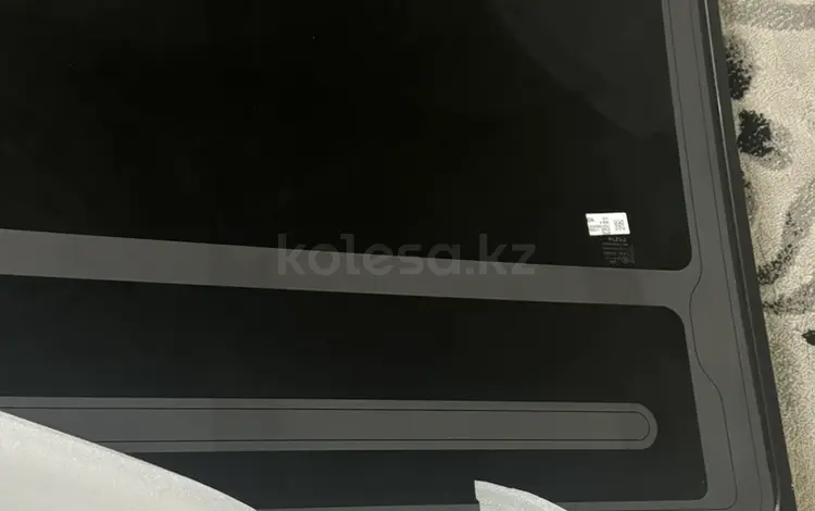 Переднее и заднее стекло для панорамной крыши за 300 000 тг. в Алматы