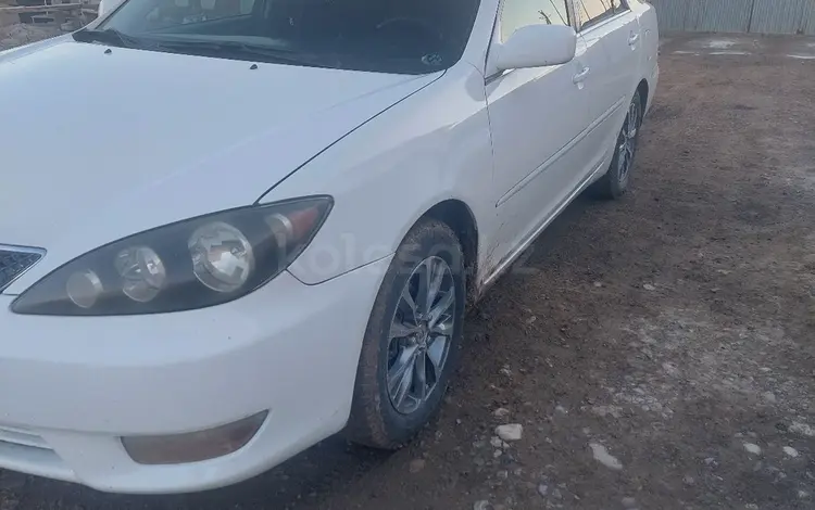 Toyota Camry 2005 года за 5 500 000 тг. в Атырау