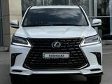 Lexus LX 570 2021 года за 67 000 000 тг. в Алматы – фото 2