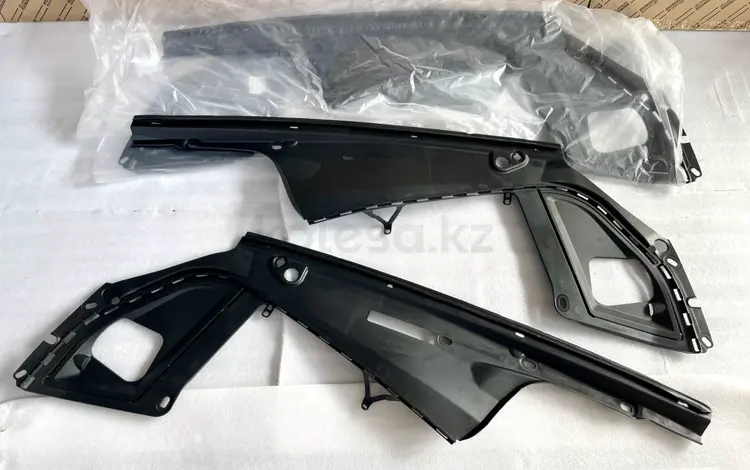 Кожух замка капота BMW F10 БМВ Ф10 за 13 000 тг. в Шымкент