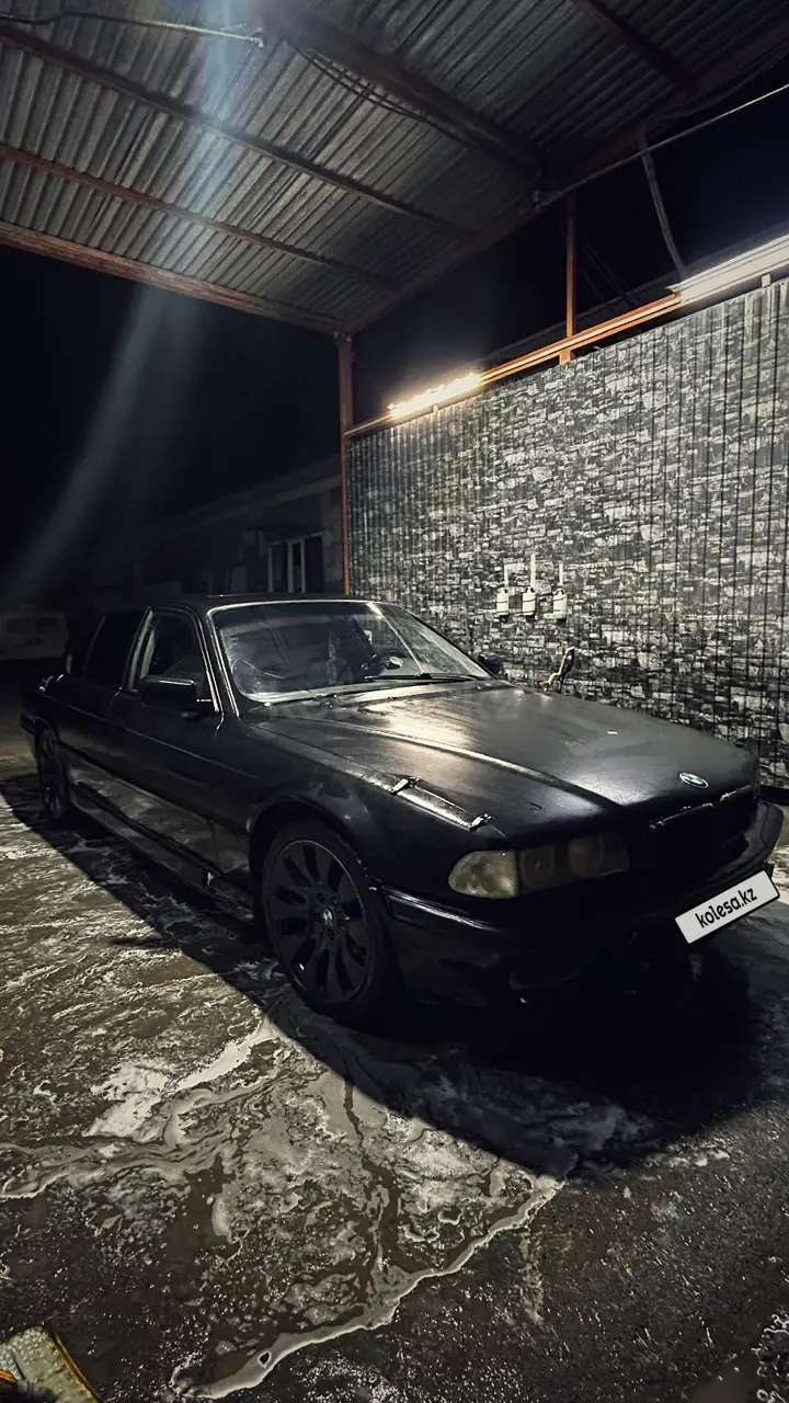 BMW 7 Series, 1995