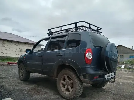 Chevrolet Niva 2011 года за 2 800 000 тг. в Астана – фото 2