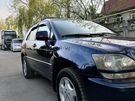 Lexus RX 300 2001 года за 6 100 000 тг. в Алматы – фото 16