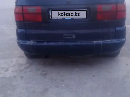 Volkswagen Sharan 1997 года за 1 900 000 тг. в Кызылорда – фото 4