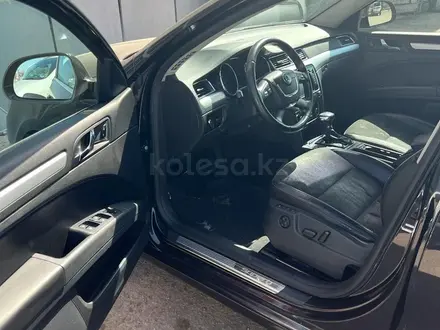 Skoda Superb 2012 года за 5 500 000 тг. в Астана – фото 13