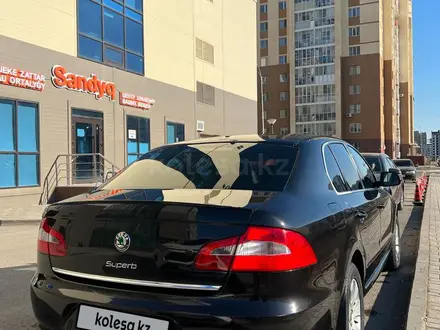 Skoda Superb 2012 года за 5 500 000 тг. в Астана – фото 3