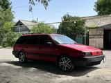 Volkswagen Passat 1992 годаүшін1 200 000 тг. в Есик