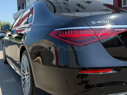 Mercedes-Benz S 450 2023 года за 70 000 000 тг. в Астана – фото 11