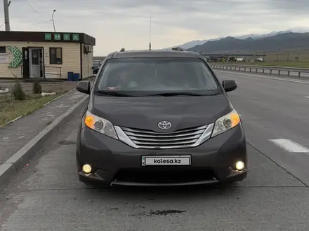 Toyota Sienna 2012 года за 12 000 000 тг. в Кызылорда – фото 3