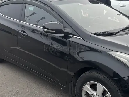 Hyundai Elantra 2014 года за 5 800 000 тг. в Тараз – фото 4