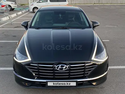 Hyundai Sonata 2021 года за 10 900 000 тг. в Алматы