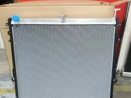 Радиатор на Крузак 200 за 180 000 тг. в Алматы