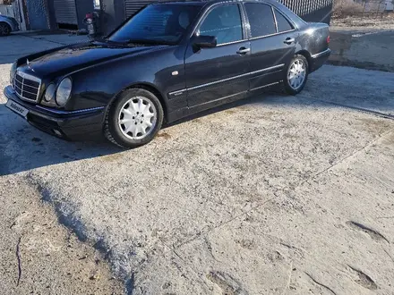 Mercedes-Benz E 320 1997 года за 4 000 000 тг. в Кызылорда – фото 5