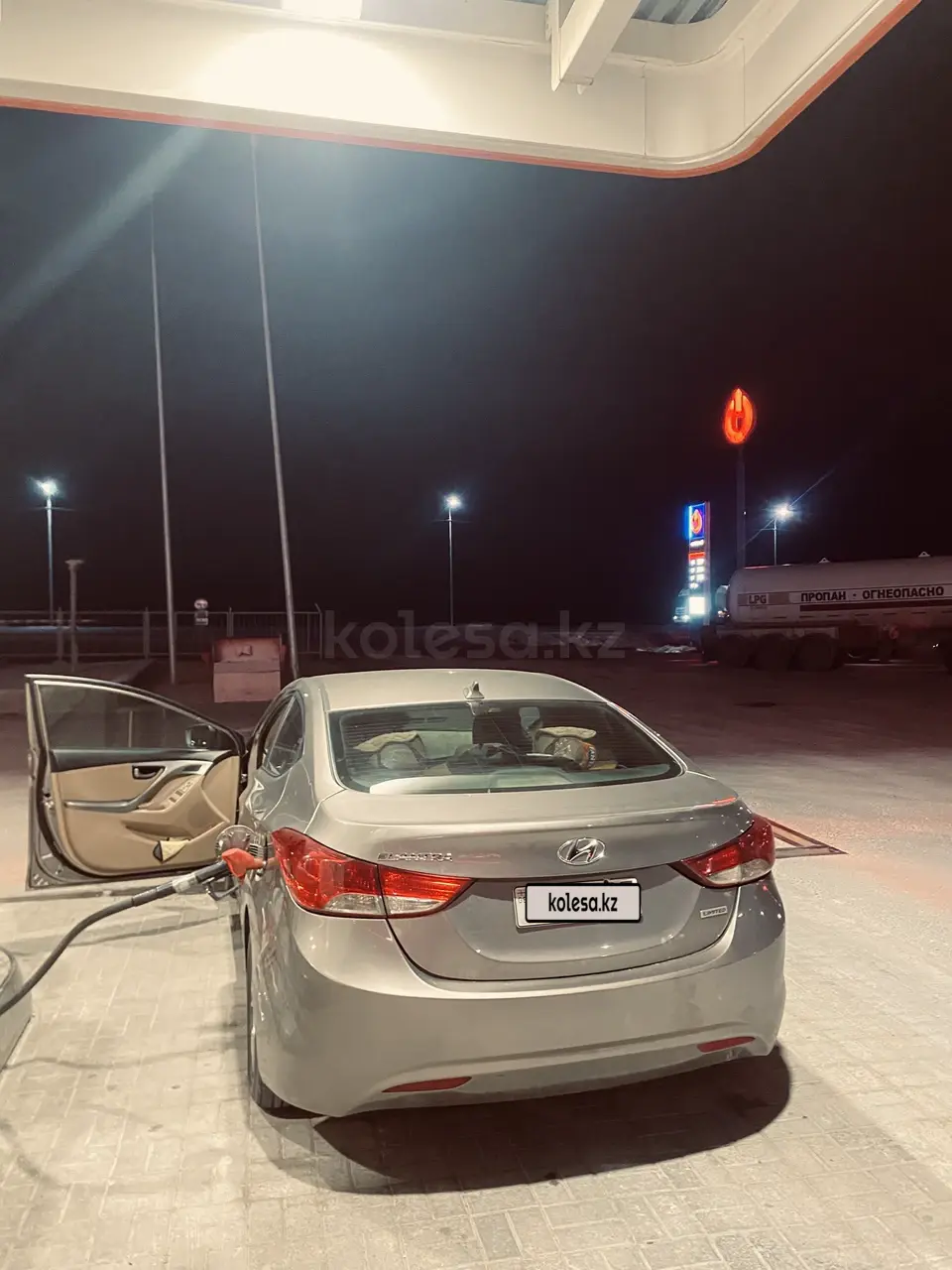 Hyundai Elantra, 2012