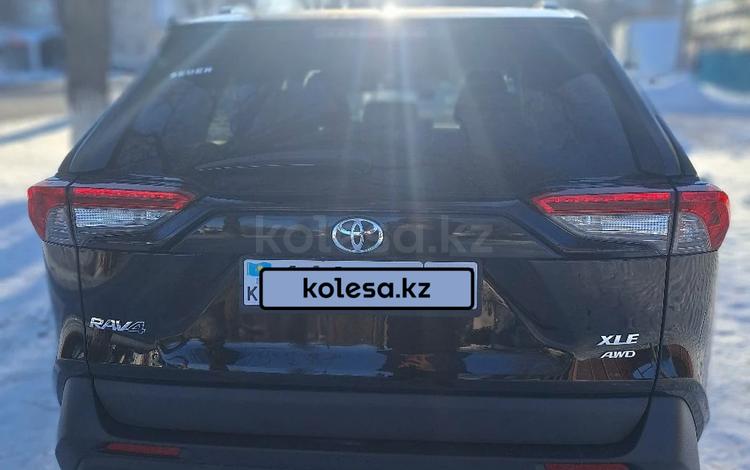 Toyota RAV4 — миниатюра 4