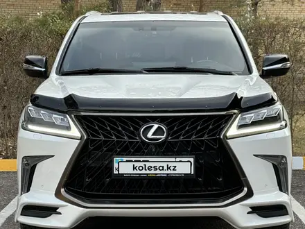 Lexus LX 570 2016 года за 36 500 000 тг. в Астана – фото 5