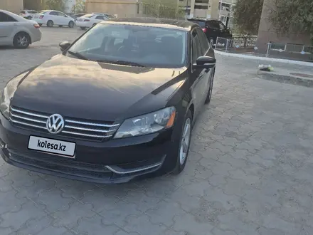 Volkswagen Passat 2013 года за 3 500 000 тг. в Актау – фото 2