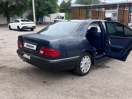 Mercedes-Benz E 280 1997 года за 1 600 000 тг. в Алматы – фото 5