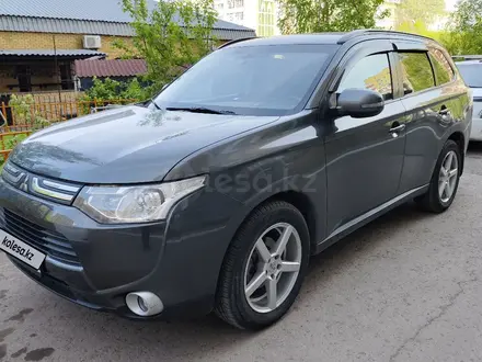 Mitsubishi Outlander 2013 года за 8 300 000 тг. в Астана – фото 9