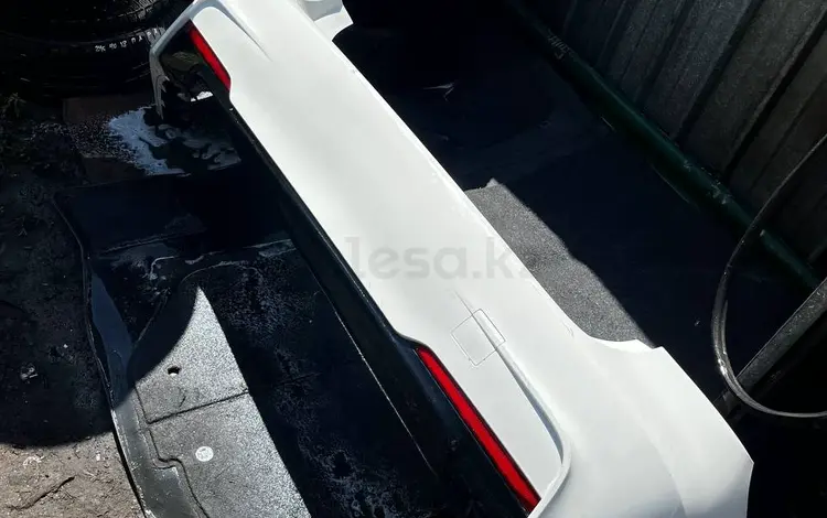 Задний бампер бмв ф30 за 70 000 тг. в Караганда