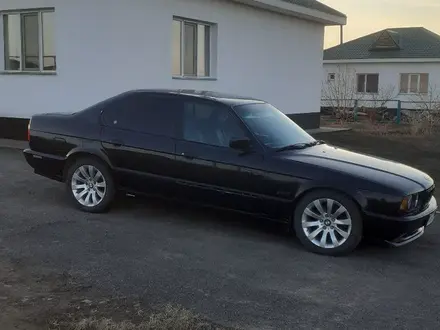 BMW 525 1993 года за 2 250 000 тг. в Сарыозек – фото 4