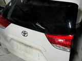 Крышка багажника на Toyota Sienna XL30үшін550 000 тг. в Талдыкорган