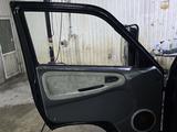 SsangYong Istana 1999 годаүшін3 000 000 тг. в Туркестан – фото 4