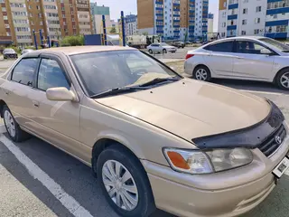 Toyota Camry, 2001