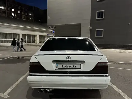 Mercedes-Benz S 500 1996 года за 4 000 000 тг. в Караганда – фото 4