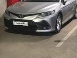 Toyota Camry 2023 года за 15 800 000 тг. в Алматы