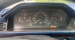 Mercedes-Benz E 260 1990 года за 1 100 000 тг. в Актобе
