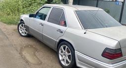 Mercedes-Benz E 260 1990 года за 1 100 000 тг. в Актобе – фото 5