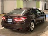Toyota Camry 2019 года за 13 500 000 тг. в Алматы – фото 2